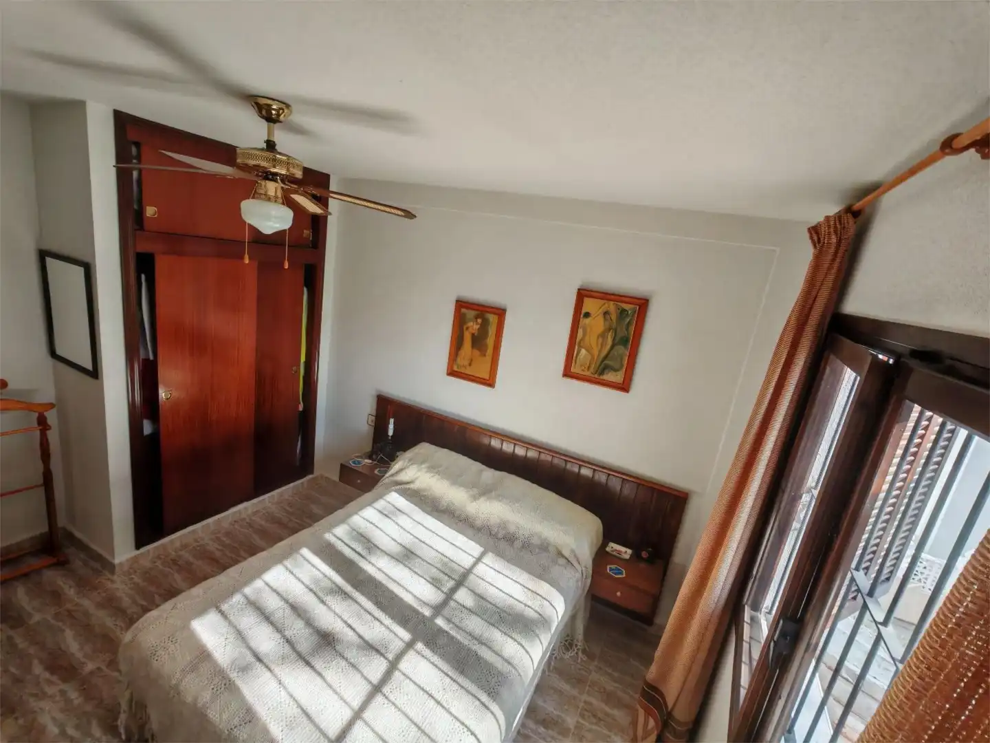 Dúplex en venta en Urbanización Calas Blancas, 1, Nueva Torrevieja Habitación de Dúplex en venta en Torrevieja con Terraza, Piscina y Amueblado