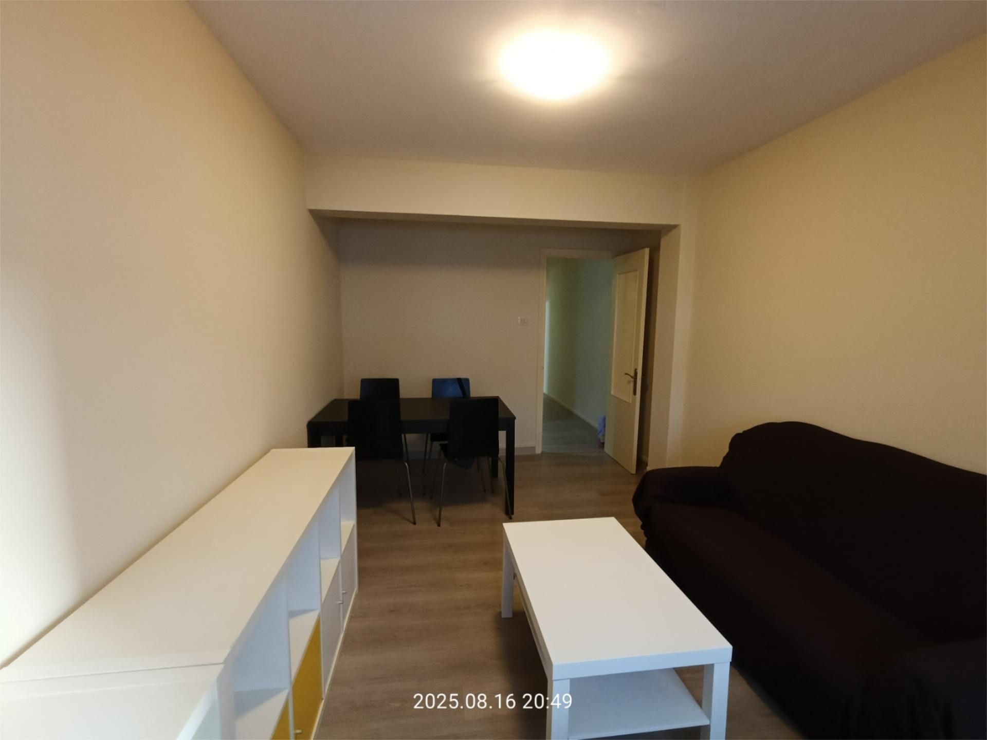 Sala d'estar de Pis de lloguer en A Coruña Capital  amb Moblat, Forn i Rentadora