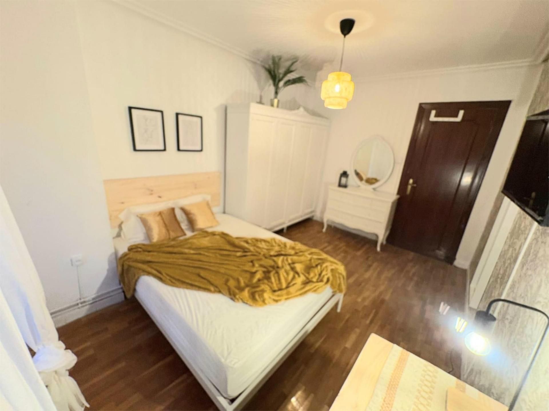 Pis per a compartir a Calle Padre Claret, 5, Residencia Pis per a compartir a Calle Padre Claret, 5, Residencia