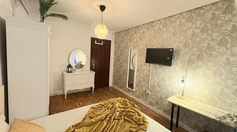 Photo 3 of Flat to share in Calle Padre Claret, 5, Residencia, La Rioja