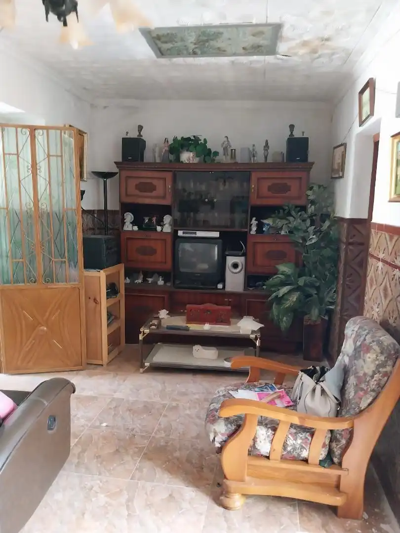 Ground floor for sale in Travesía Castellanos, 28, Almodóvar del Campo Living room of Ground floor for sale in Almodóvar del Campo with Terrace, Storage room and Furnished
