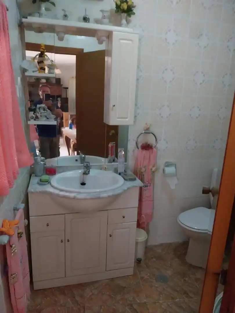 Ground floor for sale in Travesía Castellanos, 28, Almodóvar del Campo Bathroom of Ground floor for sale in Almodóvar del Campo with Terrace, Storage room and Furnished