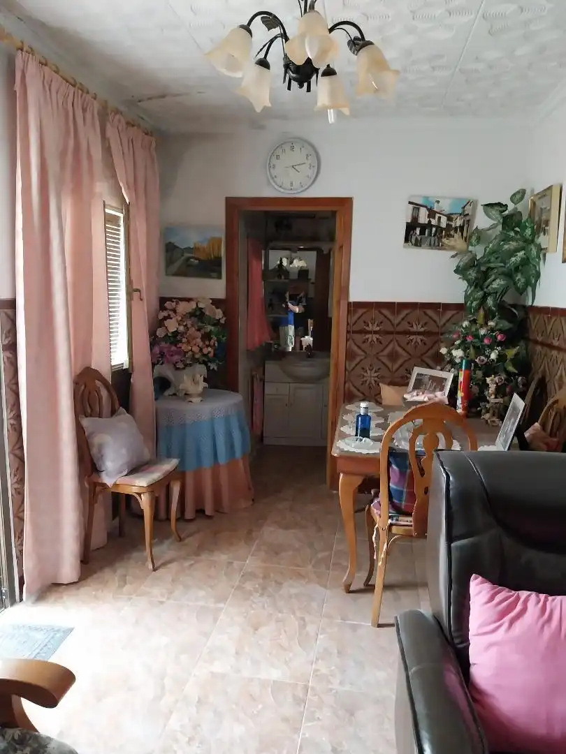 Ground floor for sale in Travesía Castellanos, 28, Almodóvar del Campo Dining room of Ground floor for sale in Almodóvar del Campo with Terrace, Storage room and Furnished