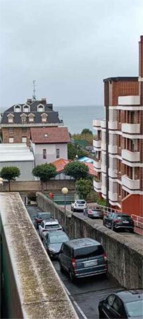 Exterior view of Flat to rent in Castro-Urdiales  with Heating, Private garden and Terrace