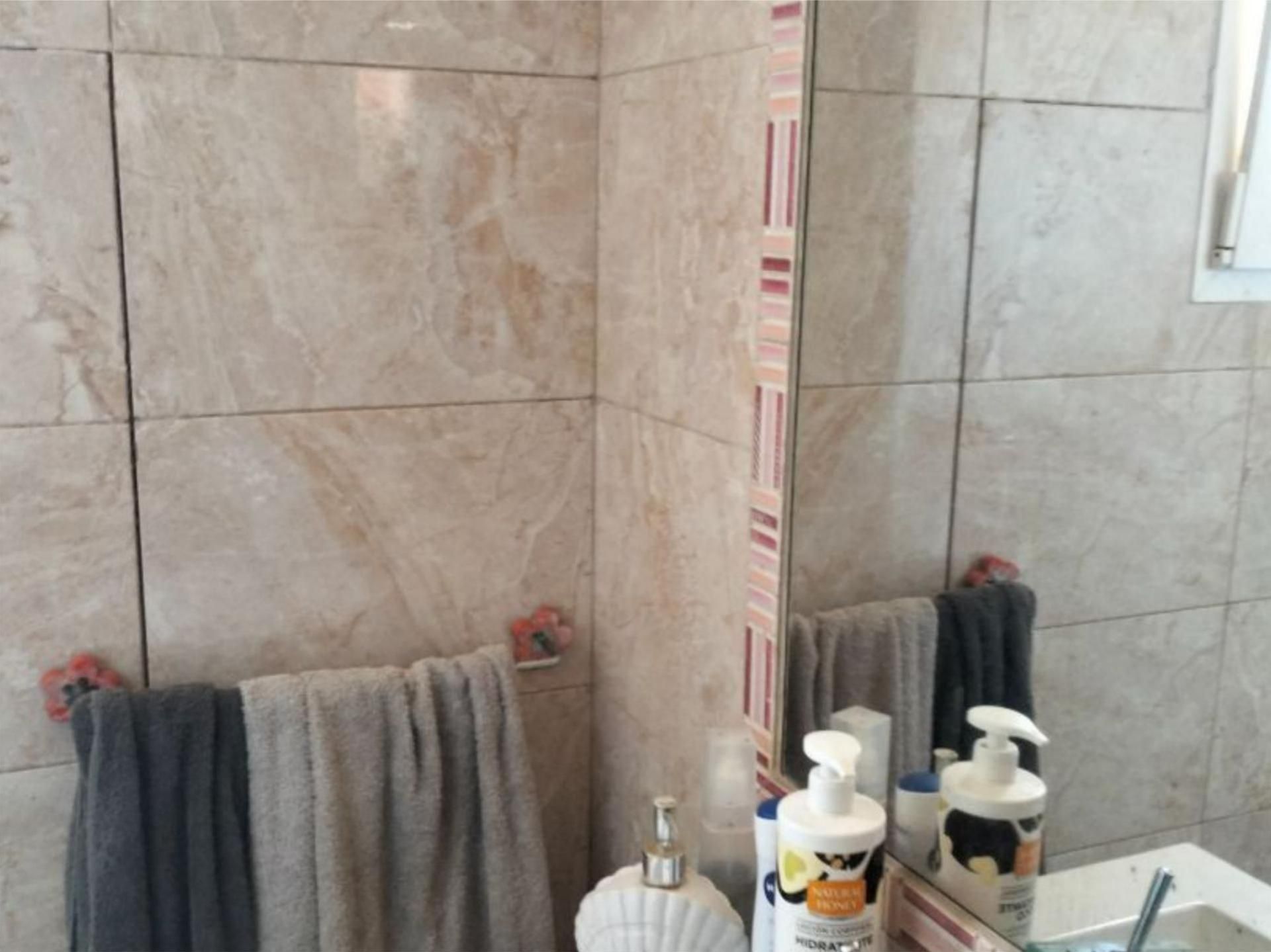 Baño de Piso en venta en  Valencia Capital con Aire acondicionado, Calefacción y Terraza