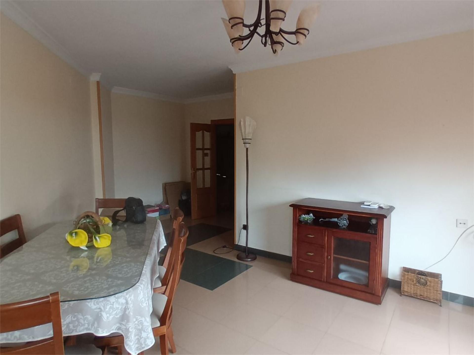 Flat for sale in Calle Álvaro de Bazán, 22, Guadix Dining room of Flat for sale in Guadix  with Air Conditioner and Balcony