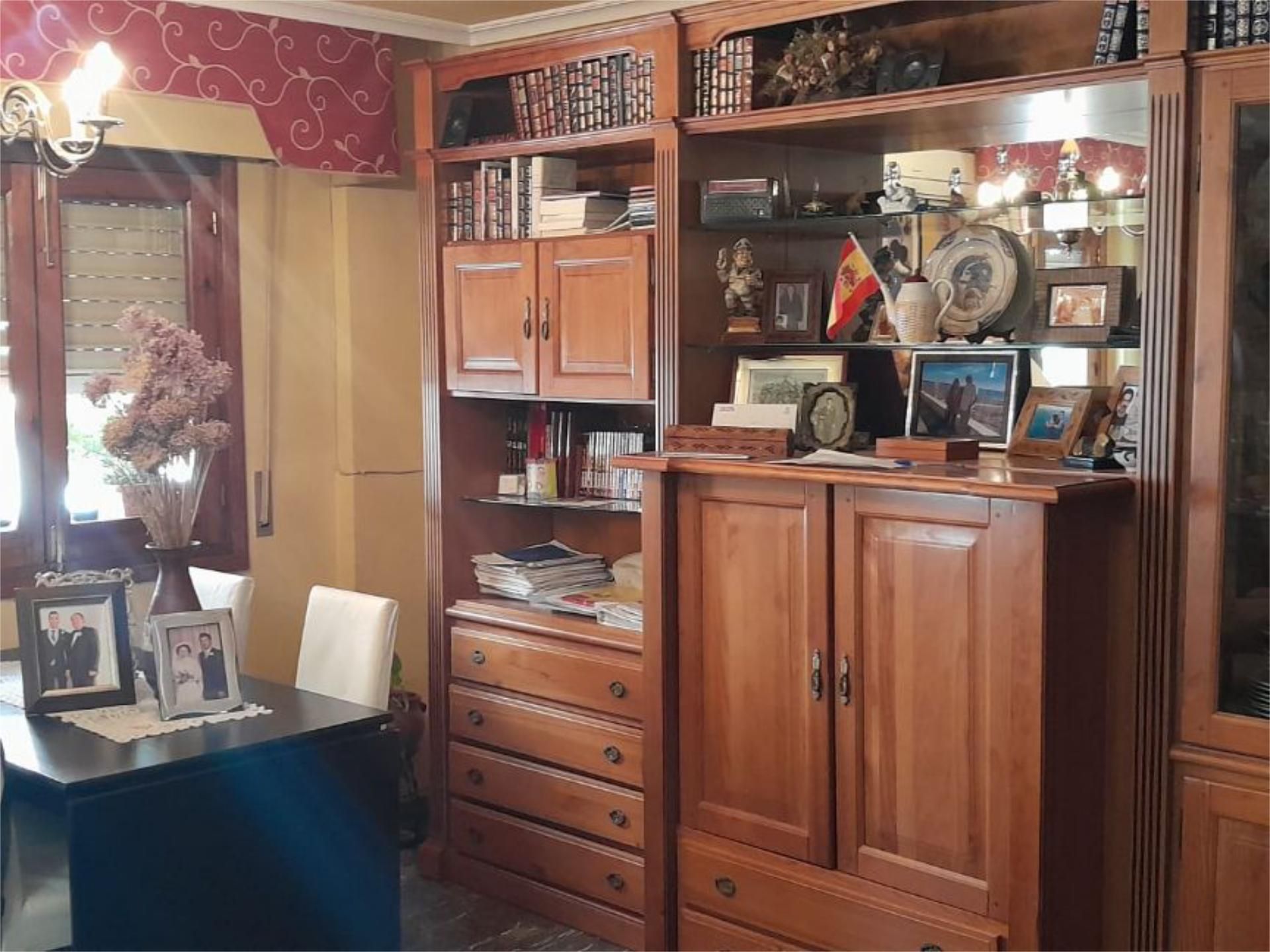 Flat for sale in Calle Cárcel Vieja, 11, Torredonjimeno Bedroom of Flat for sale in Torredonjimeno  with Air Conditioner and Balcony