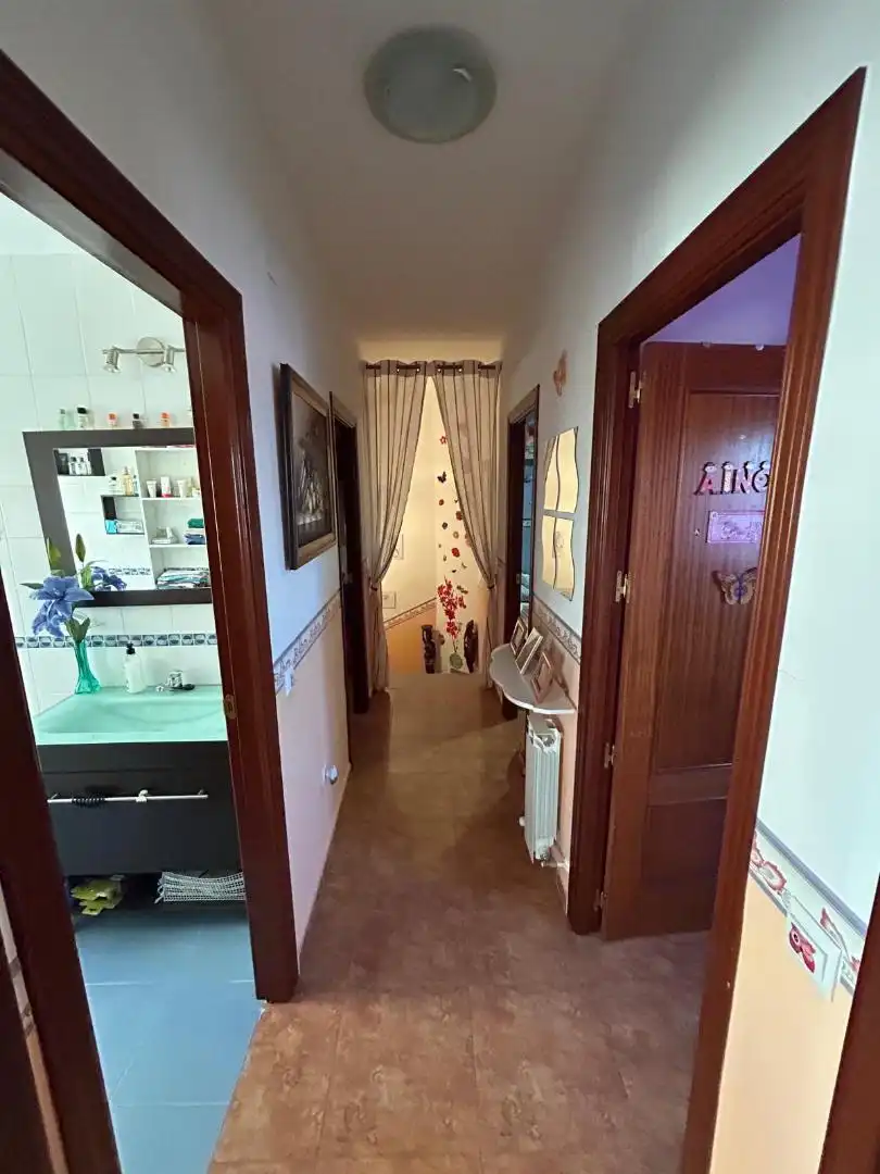 Casa adosada en venta en Calle las Carboneras, 23, Fernán Caballero Casa adosada en venta en Fernán Caballero con Aire acondicionado, Calefacción y Jardín privado