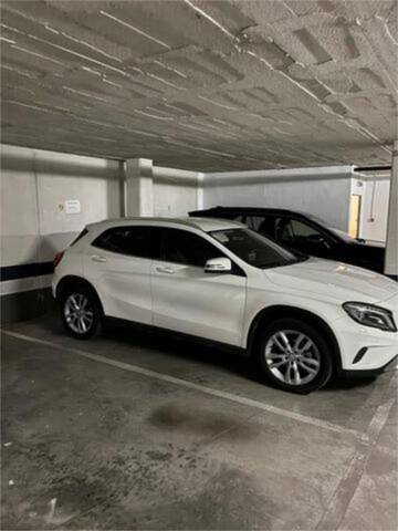 Garaje en Alquiler en La Calzada - La Florida