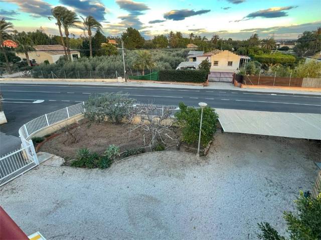 Piso en Alquiler en CV-854, 10 en Alzabares