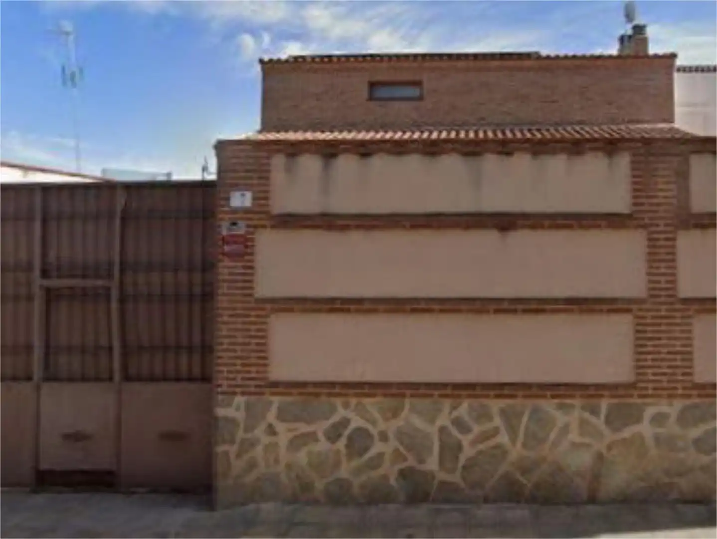 Casa o chalet en venta en Calle Rojas, 52, Mora Vista exterior de Casa o chalet en venta en Mora con Terraza y Piscina