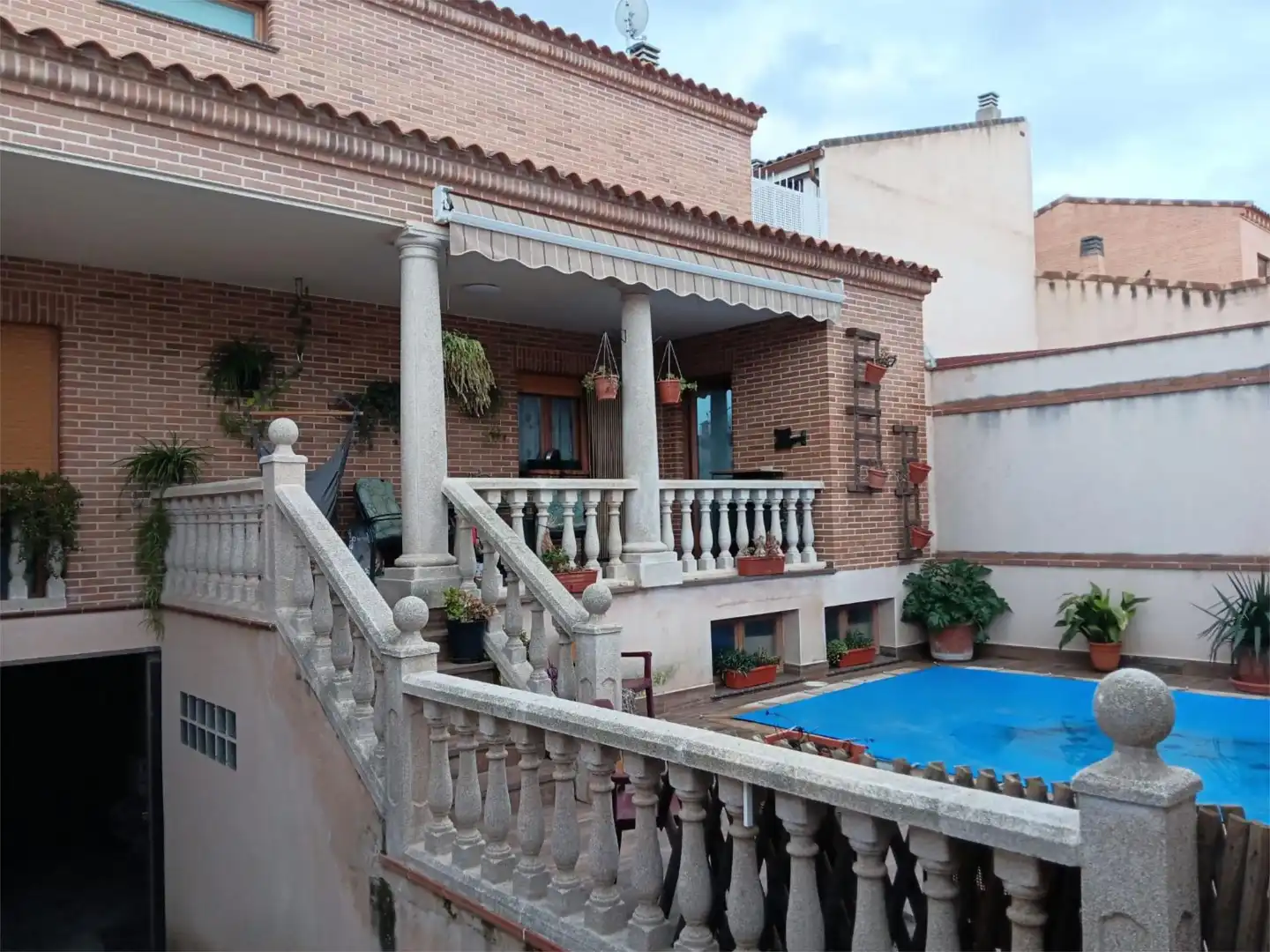 Casa o chalet en venta en Calle Rojas, 52, Mora Vista exterior de Casa o chalet en venta en Mora con Terraza y Piscina