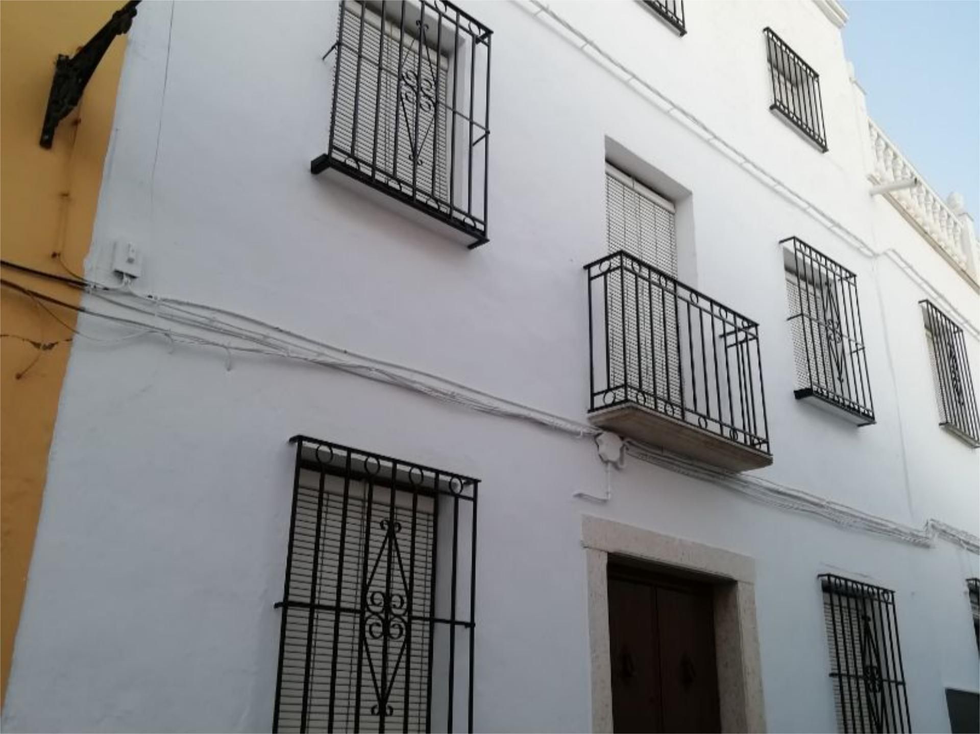 Exterior view of Single-family semi-detached to rent in Badolatosa  with Terrace, Storage room and Furnished