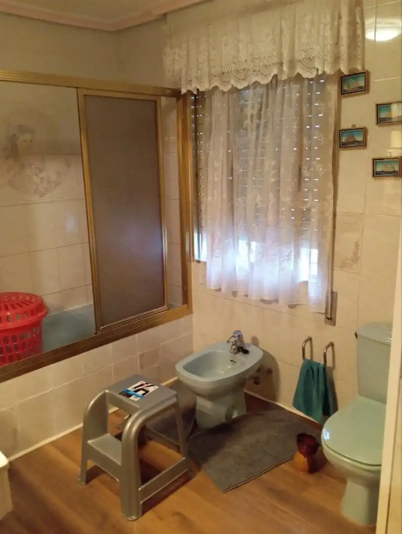 Houses for rent in Carrer de Posido, 14, Fontcalent Bathroom of Houses for rent in Alicante / Alacant with Air Conditioner and Terrace