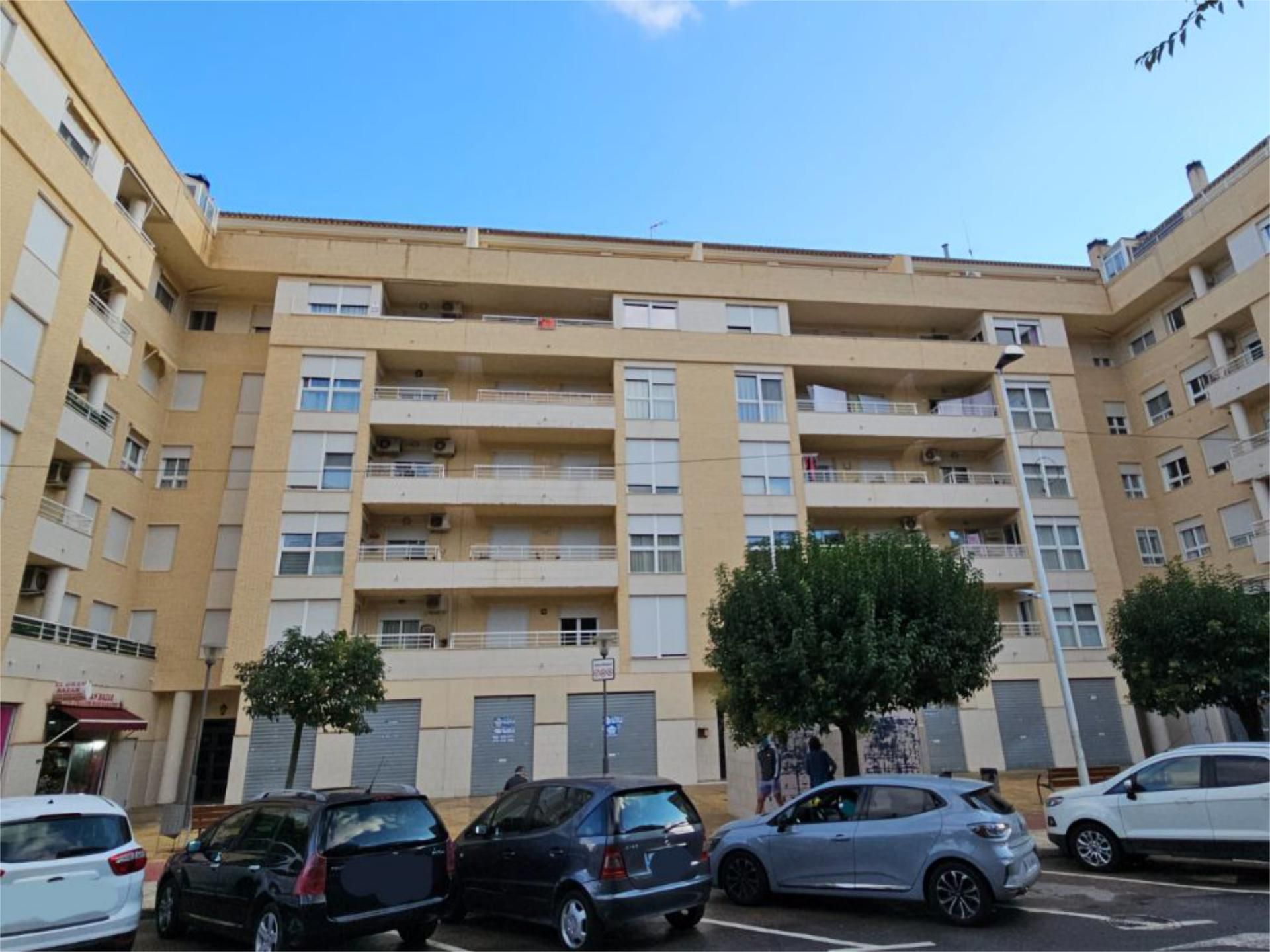 Pis en venda a Avinguda de la Pau, 9, Onil Vista exterior de Pis en venda en Onil amb Balcó