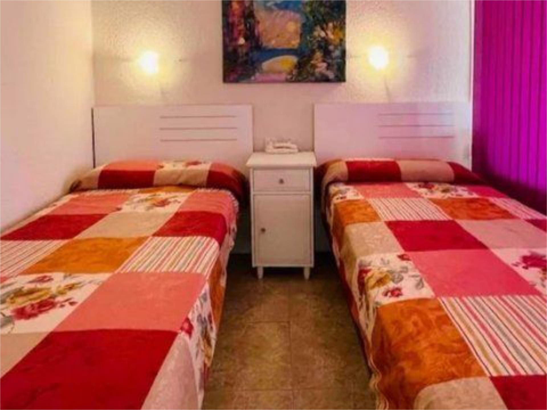 Flat to rent in Carrer de Josep Carner, 16, Platja de Llevant Bedroom of Flat to rent in Salou with Air Conditioner, Heating and Swimming Pool