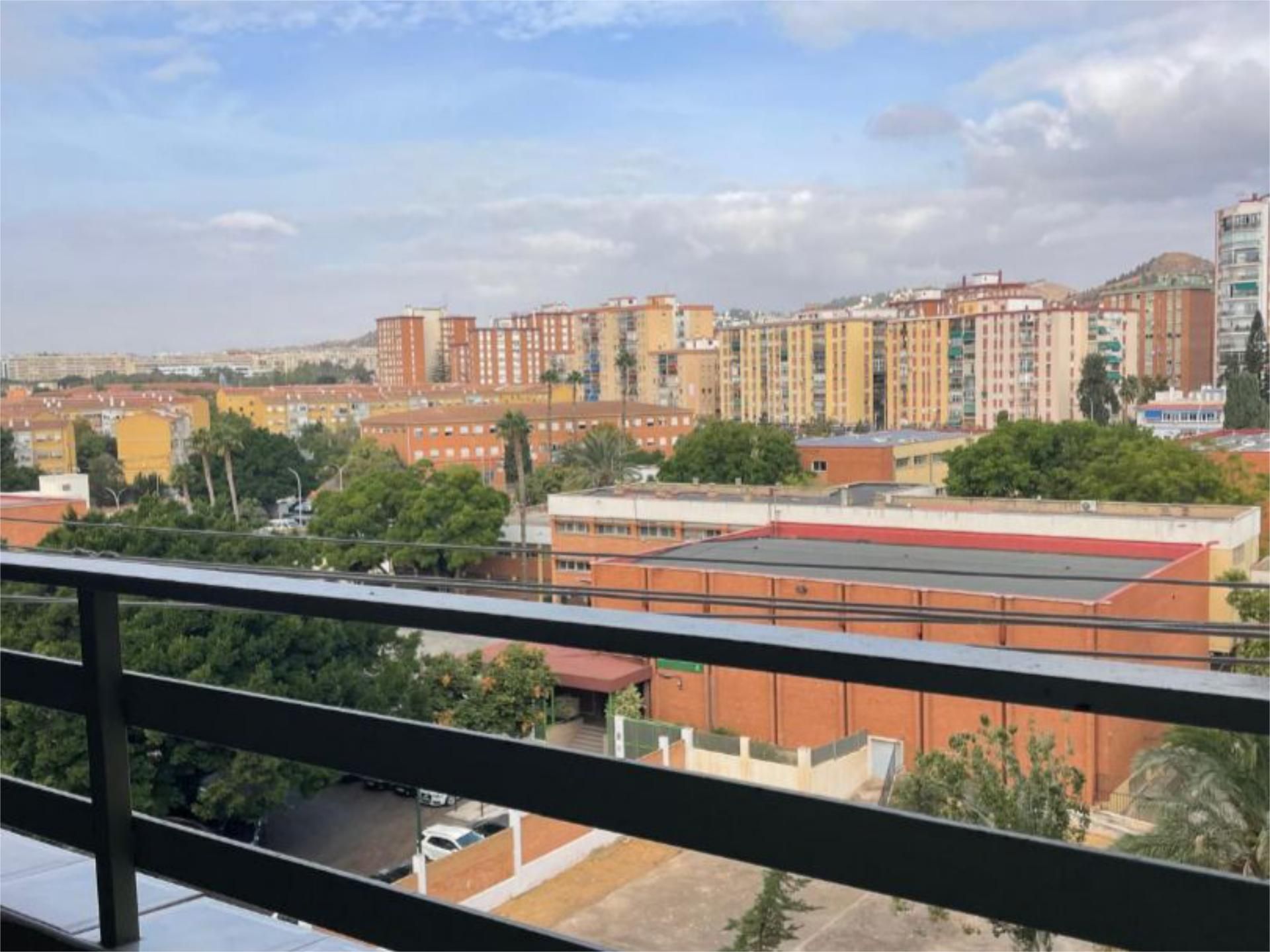 Pis en venda a Calle Corregidor José Viciana, 2, Portada Alta - Pol. Crta. De Cártama Vista exterior de Pis en venda en Málaga Capital amb Terrassa