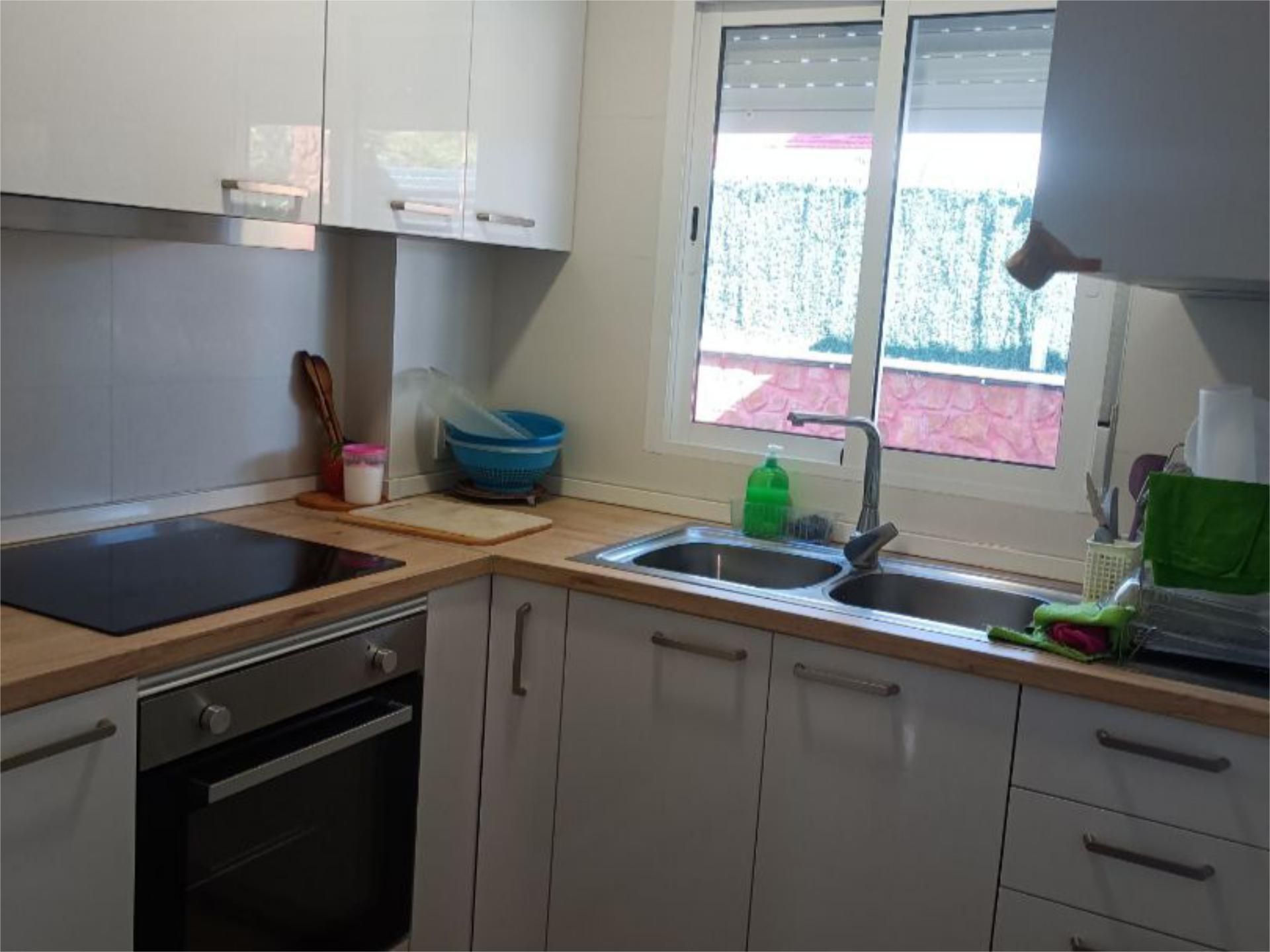 Kitchen of House or chalet to rent in Paterna  with Air Conditioner and Terrace