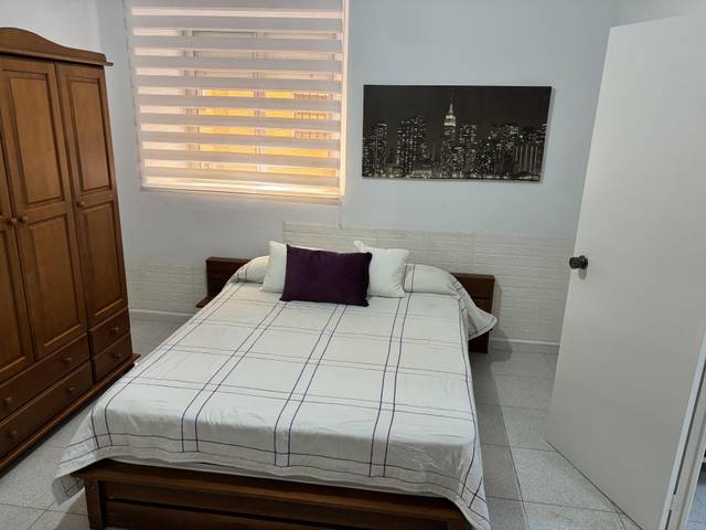 Piso en Alquiler en Calle Ortega y Gasset, 11 en Casco Antiguo