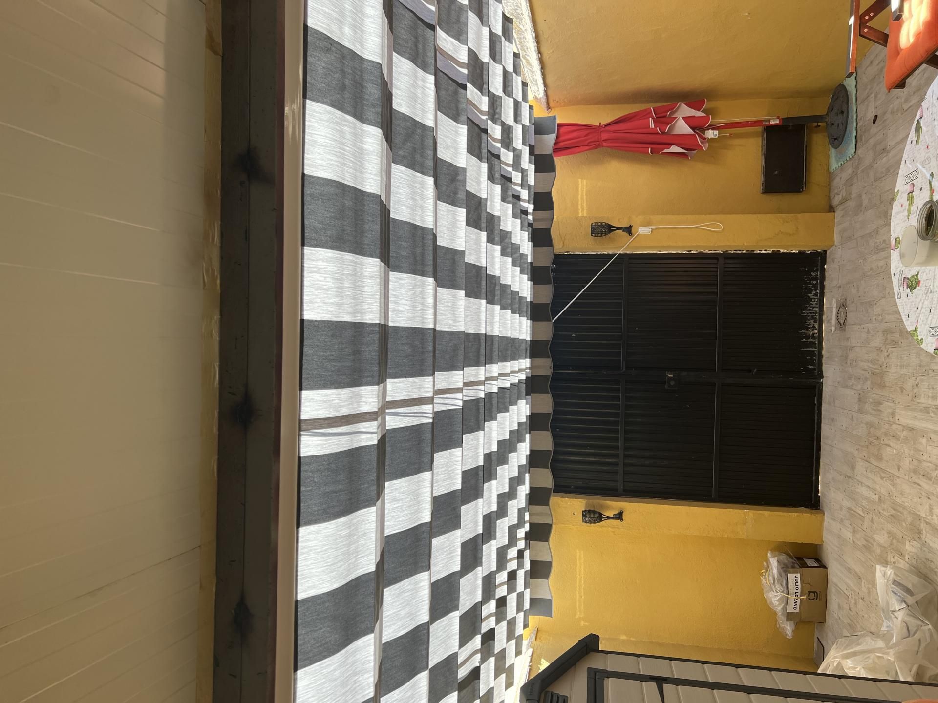 Single-family semi-detached for sale in Calle Viriato, 27, Consuegra Balcony of Single-family semi-detached for sale in Consuegra with Air Conditioner