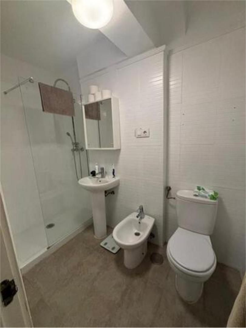 Bathroom of Apartment to rent in  Cádiz Capital  with Heating and Furnished