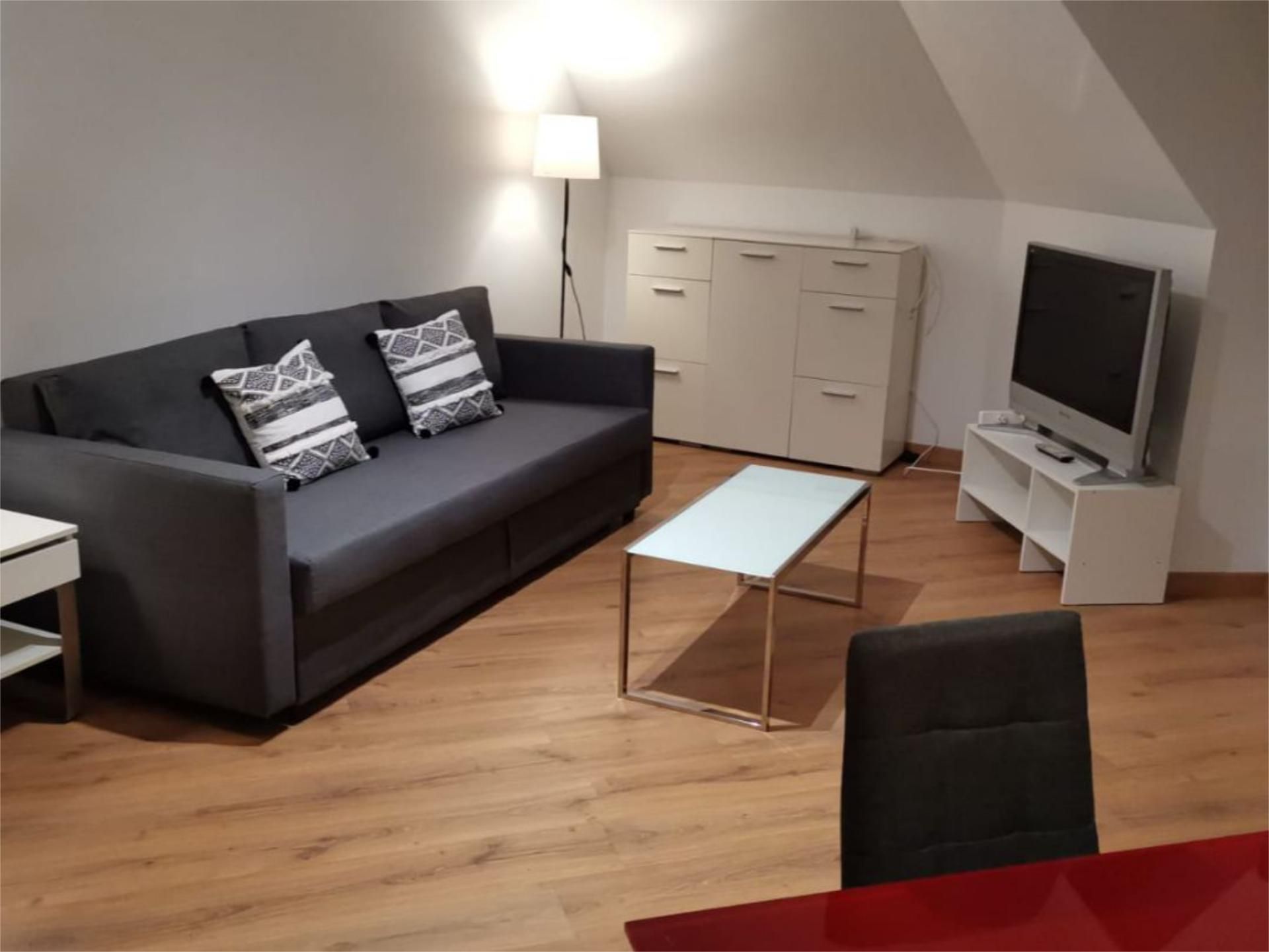 Living room of Flat for sale in Oviedo   with Heating, Parquet flooring and Storage room