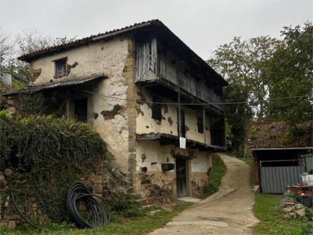 Casa-chalet en Venta en Valdés - Luarca