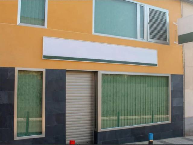 Local comercial en Alquiler en Calle Talavera Alta, 24 en Centro