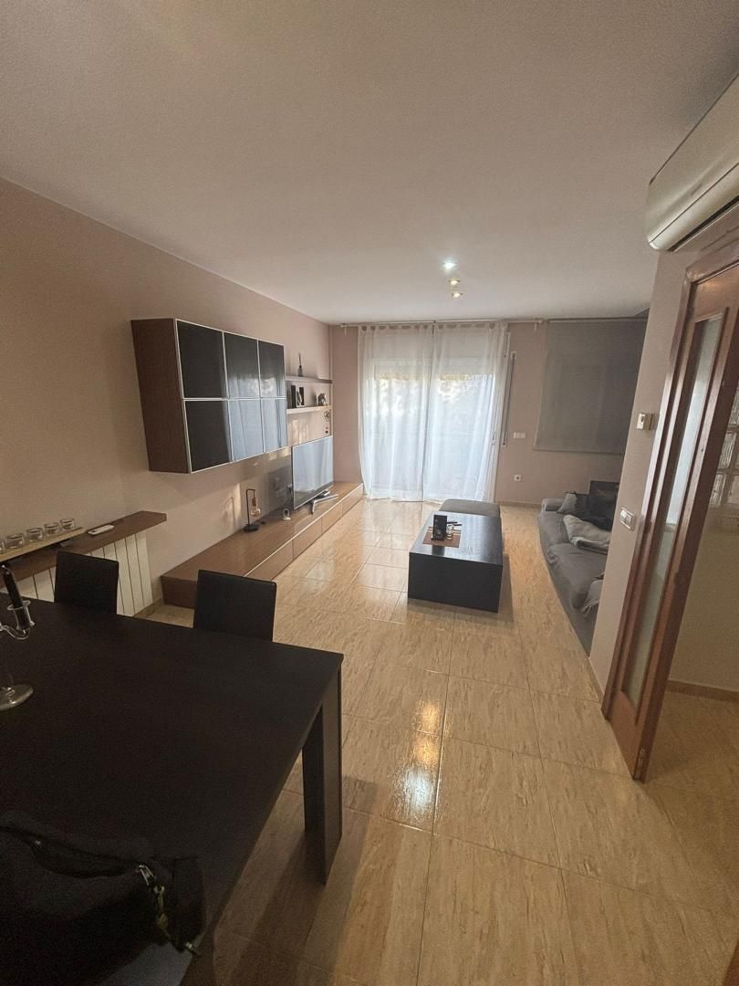 Sala d'estar de Dúplex en venda en Celrà amb Aire condicionat, Calefacció i Terrassa