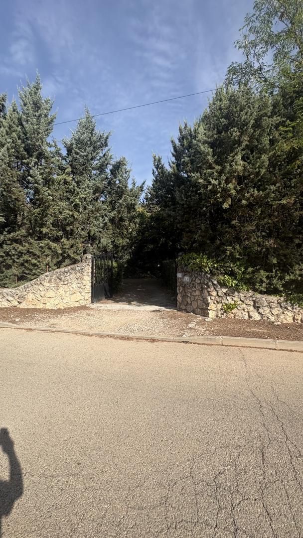Vista exterior de Casa o xalet en venda en Hontoba amb Terrassa, Piscina i Balcó