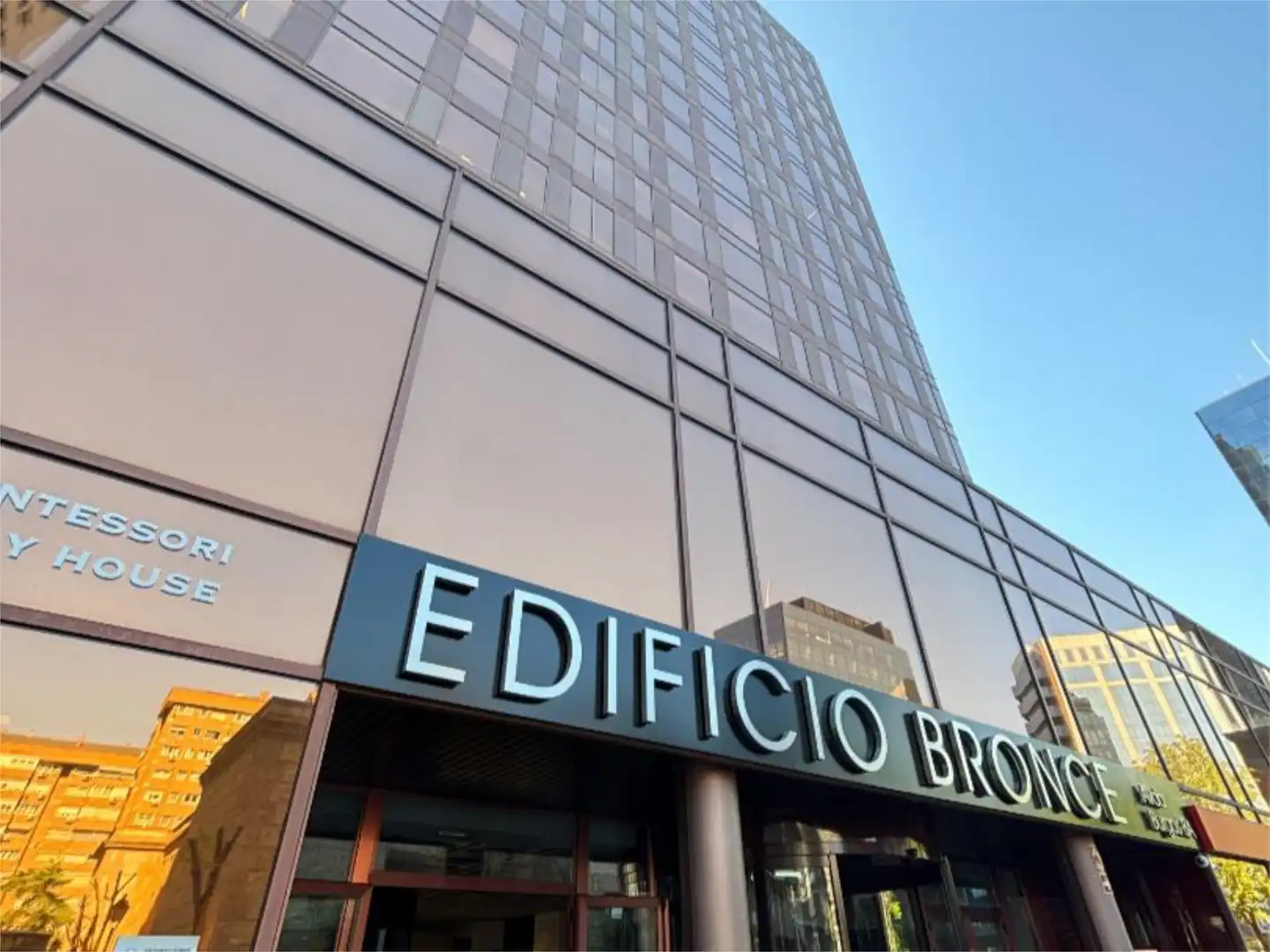 Exterior view of Office for rent in Madrid