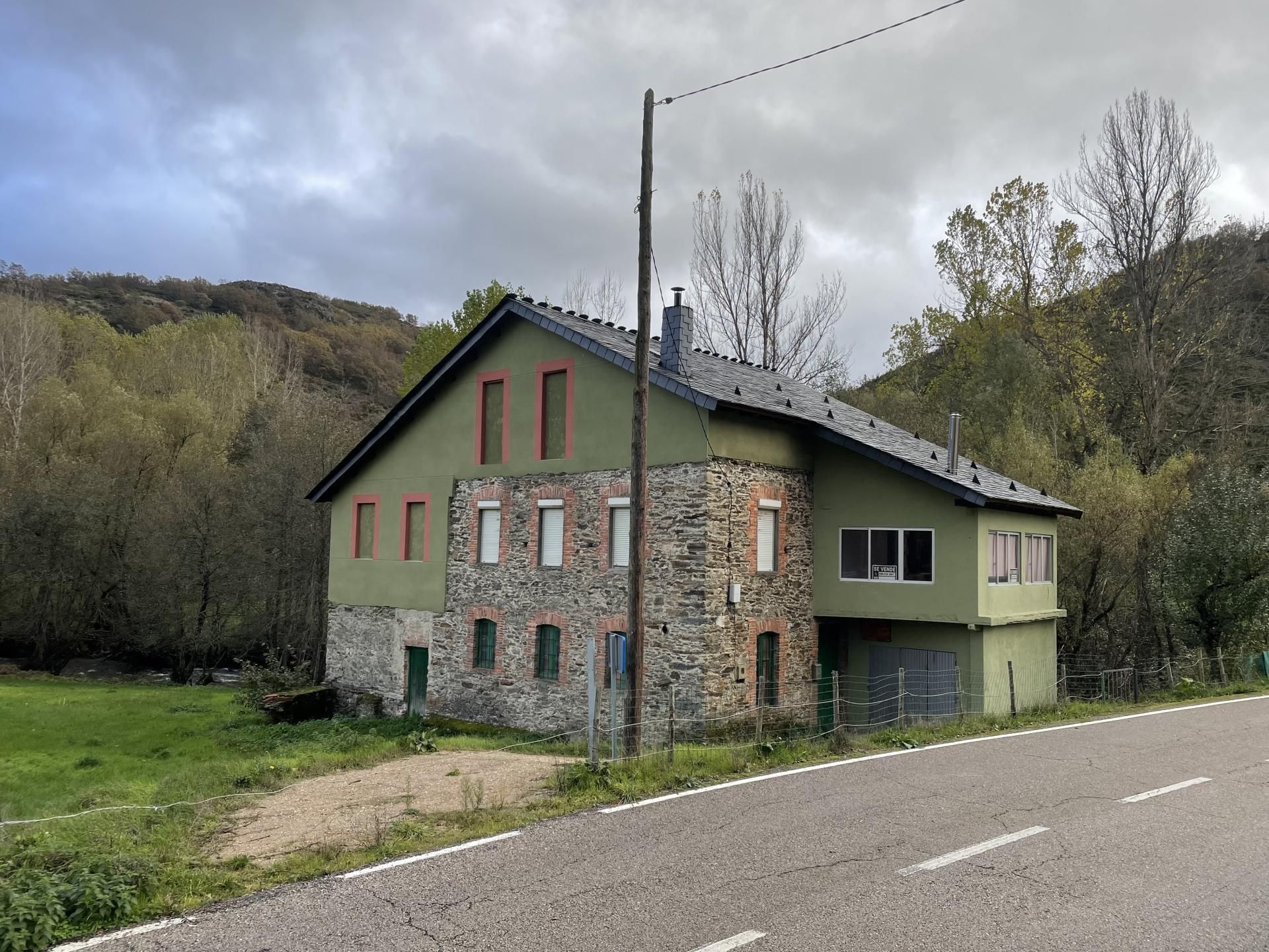 Casa o xalet de lloguer a Calle Grande, 19, Riello