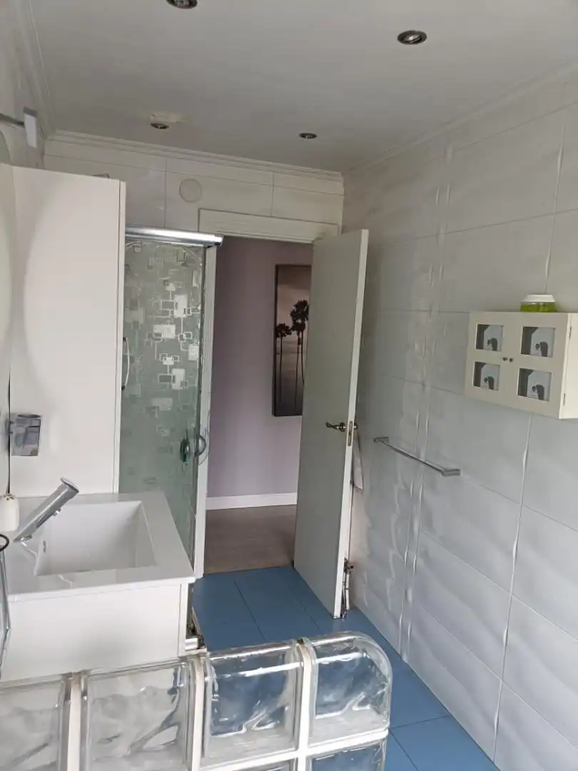 Piso en venta en Ermineta Kalea, 10, Lakuntza Baño de Piso en venta en Lakuntza con Calefacción, Parquet y Amueblado