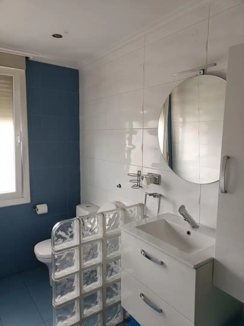 Piso en venta en Ermineta Kalea, 10, Lakuntza Baño de Piso en venta en Lakuntza con Calefacción, Parquet y Amueblado