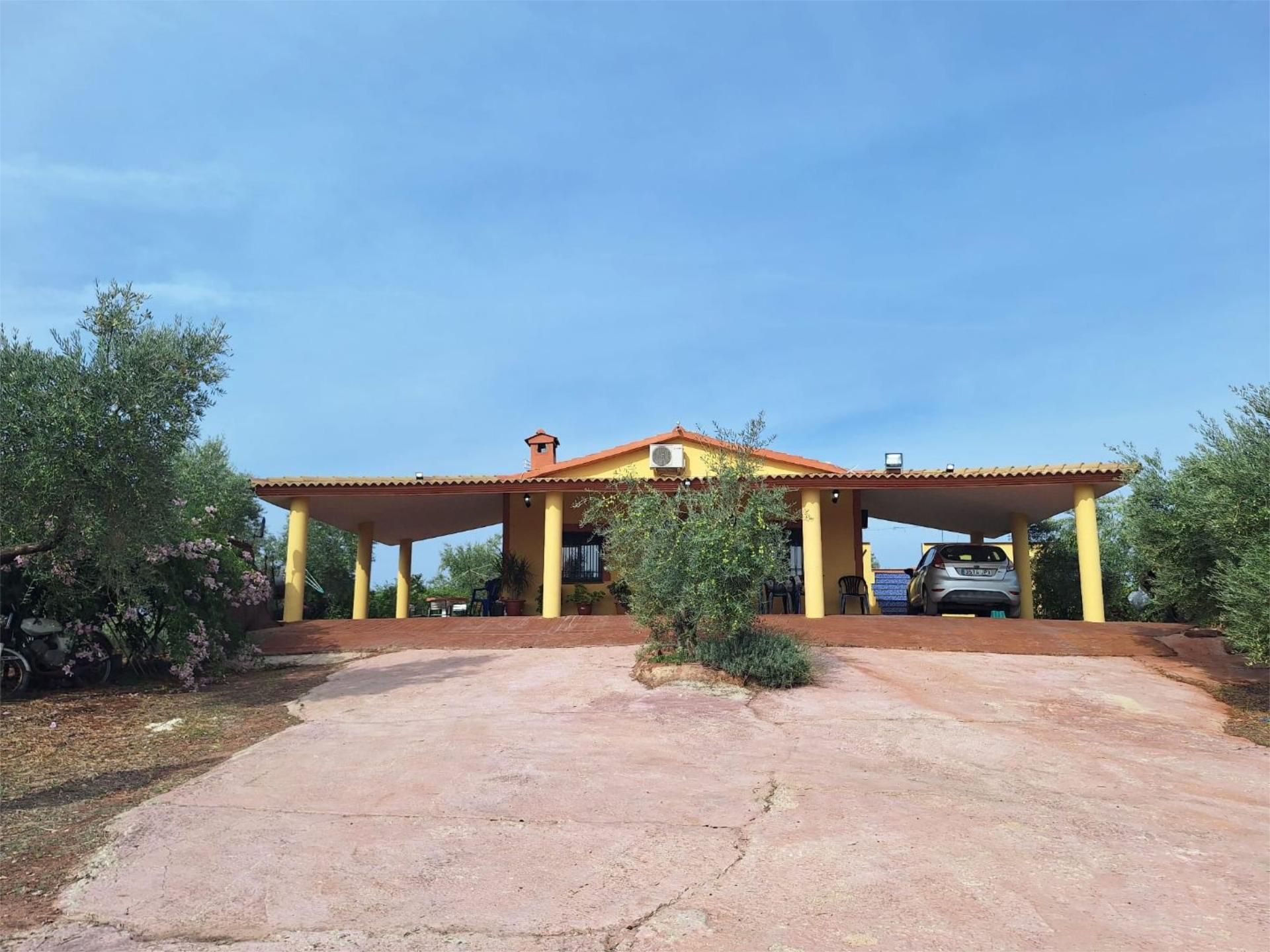 Exterior view of House or chalet for sale in Montoro  with Air Conditioner, Terrace and Swimming Pool