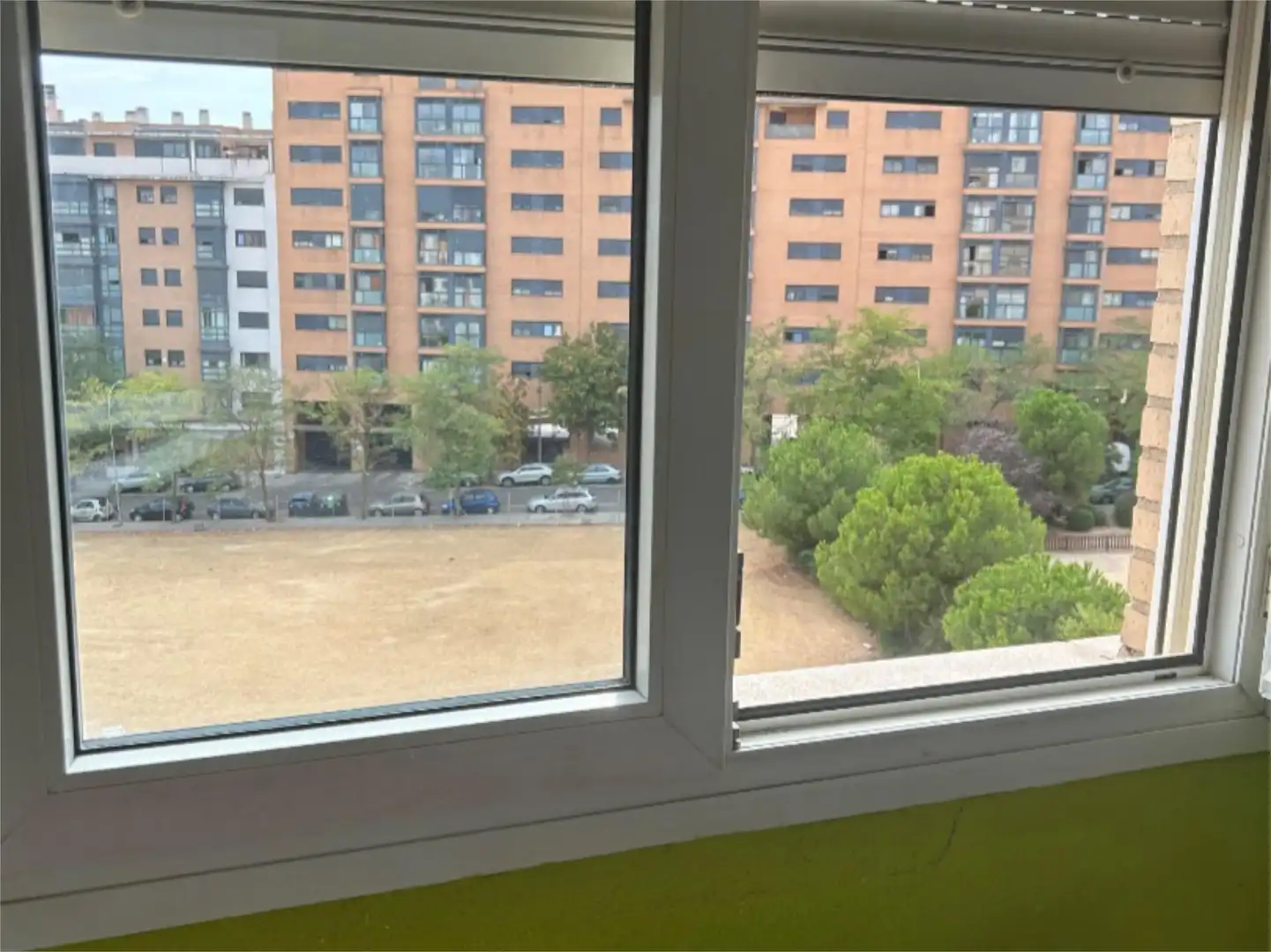 Exterior view of Flat for share in Madrid  with Air Conditioner, Heating and Private garden