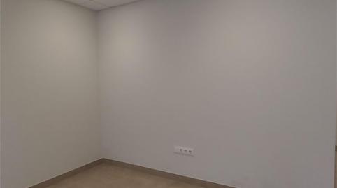 Photo 2 of Premises to rent in Avenida Finisterre, 175, Sagrada Familia, A Coruña