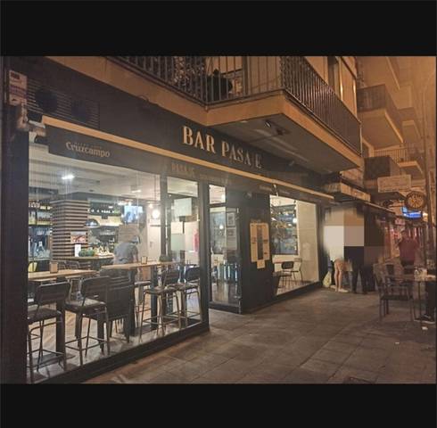 Local comercial en Alquiler en Calle Luis Montoto, 85 en La Calzada - La Florida