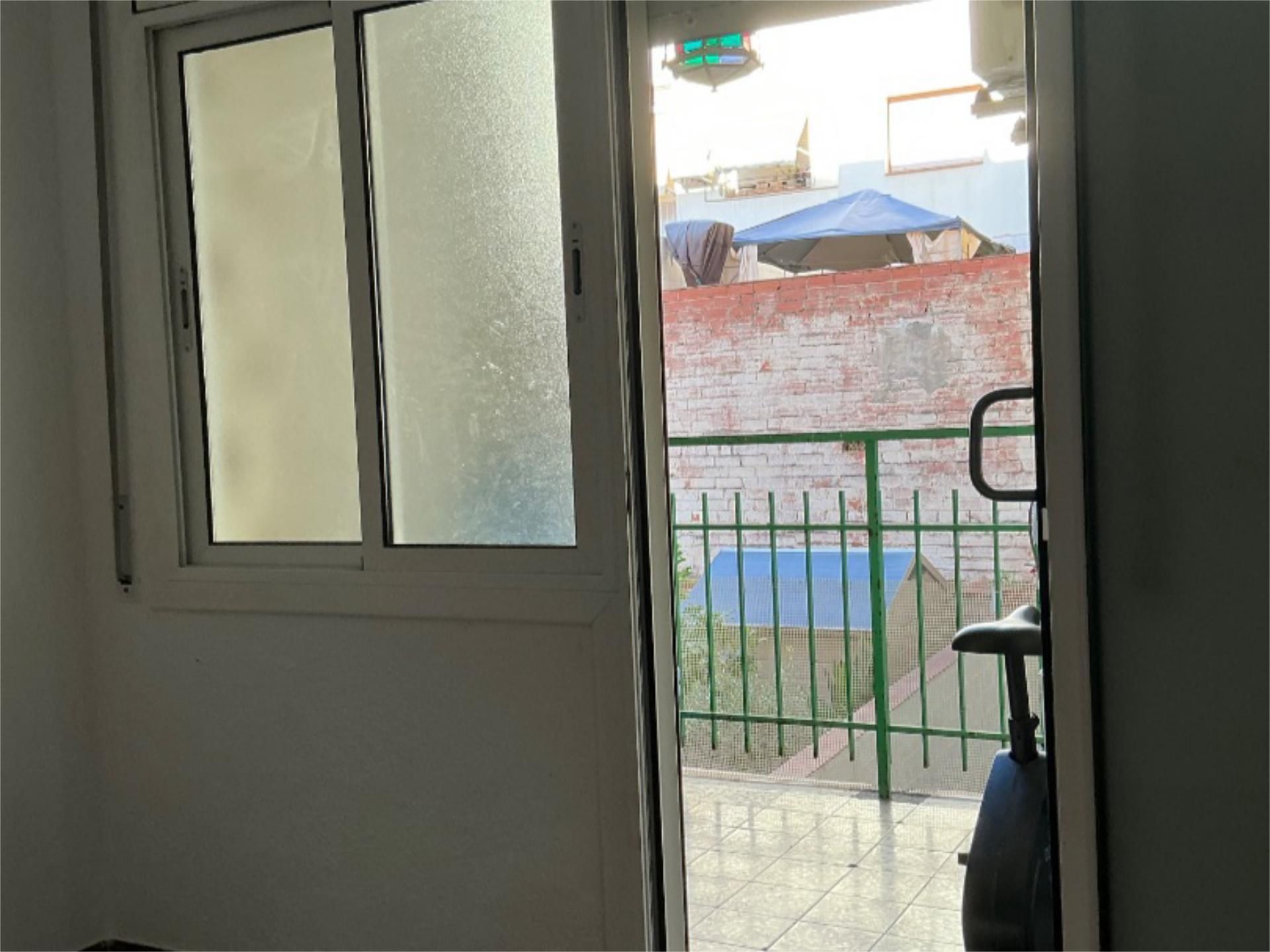 Pis en venda a Carrer de Ramón de Campoamor, 77, Centre Terrassa de Pis en venda en Cornellà de Llobregat amb Aire condicionat i Balcó