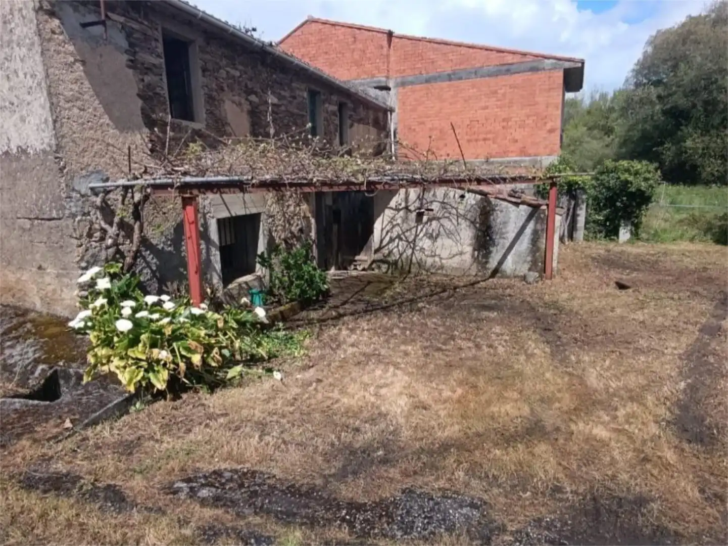 Wohnung zum Verkauf in Lugar Taboas, 3, Carral Wohnung zum Verkauf in Carral mit Privatgarten und Abstellraum