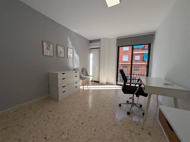 Oficina en Venta en Carrer de la Reina, 26 en El Cabanyal - El Canyamelar