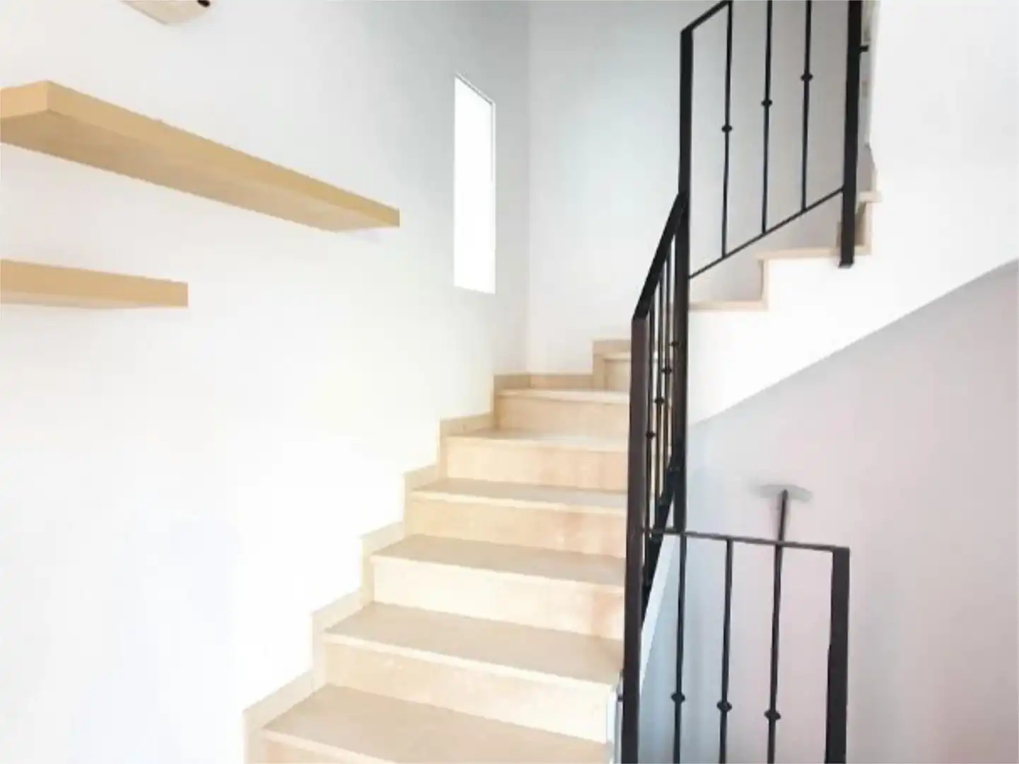 Piso en venta en Carrer Dijous, 8, Palmera Piso en venta en Palmera con Aire acondicionado, Calefacción y Jardín privado