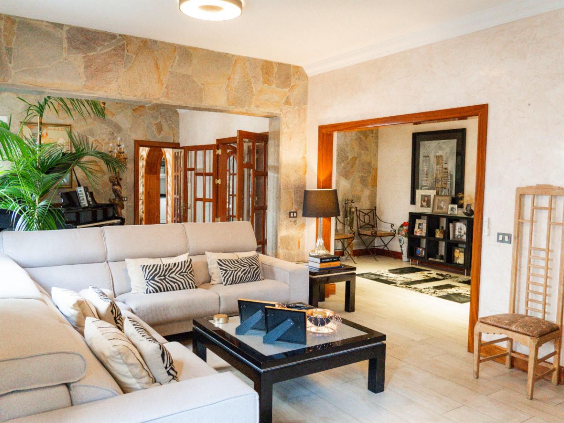Sala de estar de Casa o chalet en venta en Las Palmas de Gran Canaria con Aire acondicionado, Parquet y Terraza