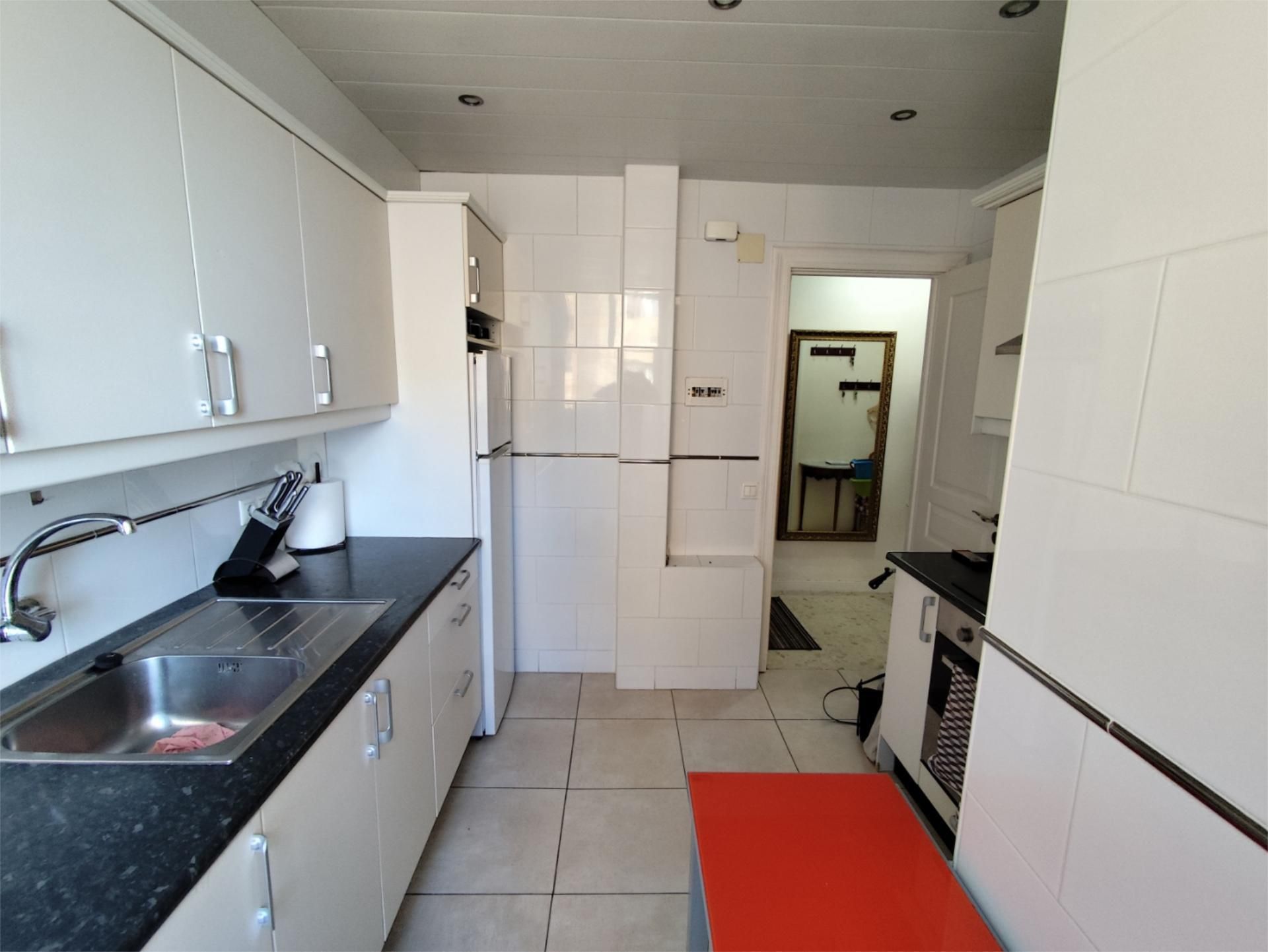 Kitchen of Flat to rent in Fuengirola  with Terrace