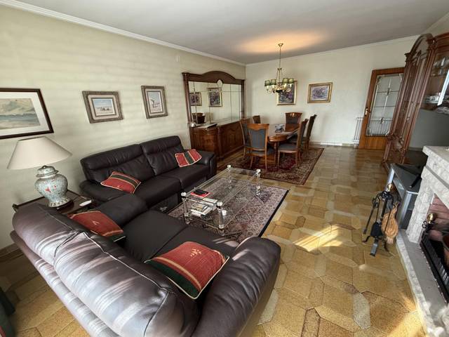 Piso en Venta en Carrer Sarrià de Ter, 1 en Can Mas