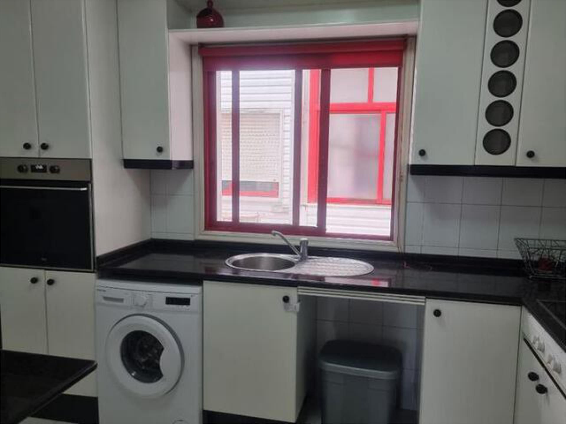 Kitchen of Flat to rent in Pontevedra Capital 