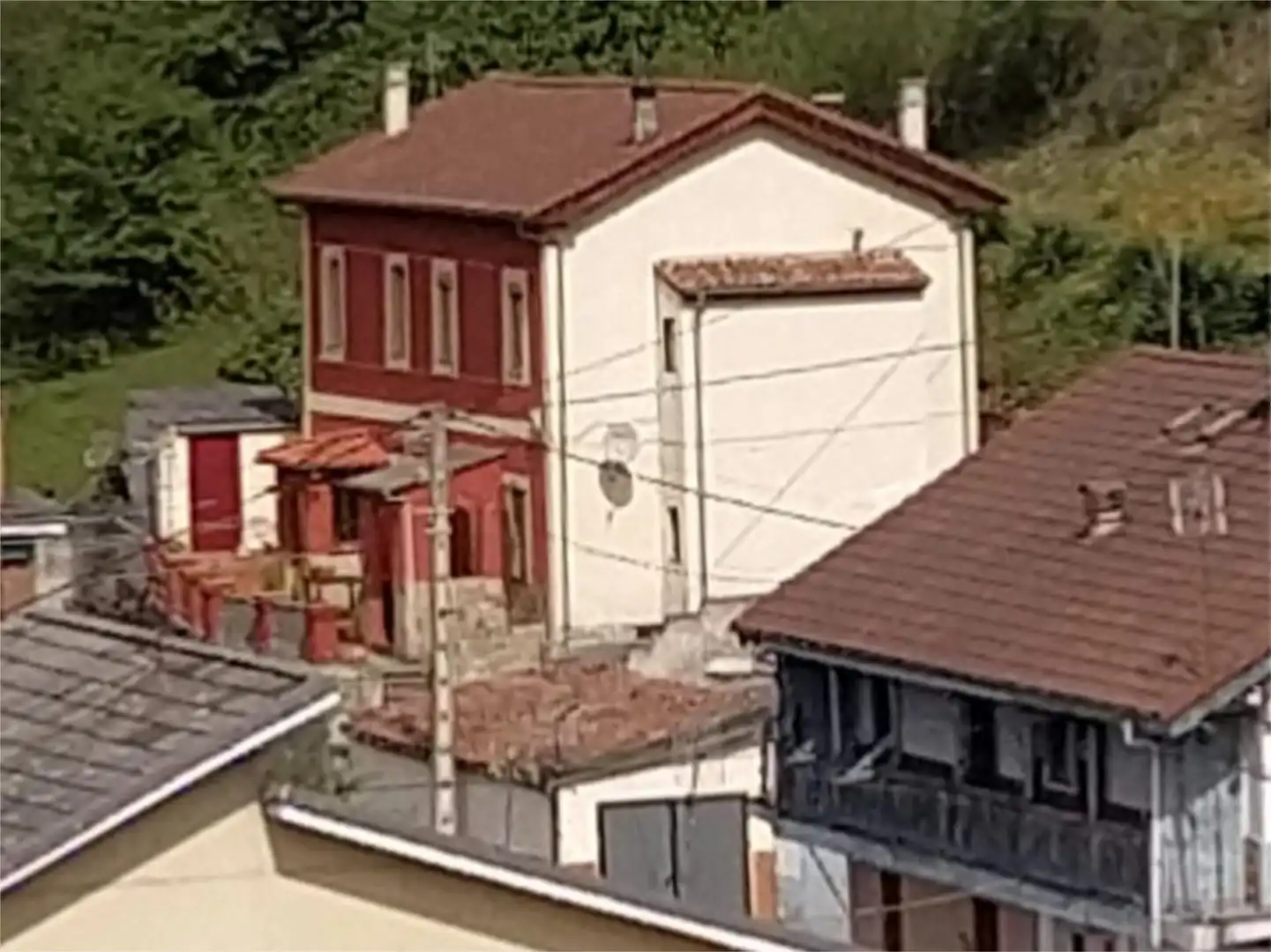 Piso en venta en Barrio Cuarteles de Arriba, 15, Aller Vista exterior de Piso en venta en Aller con Jardín privado