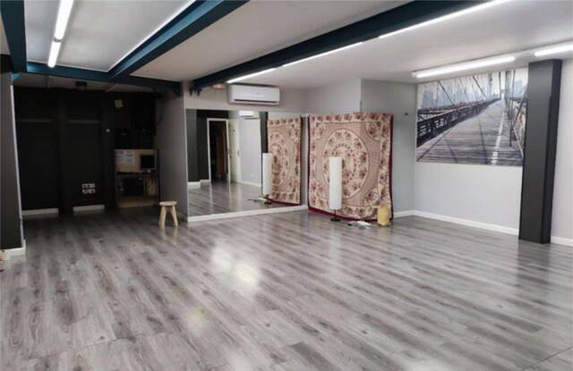 Local comercial en Alquiler en Huerta Belón - Calvario