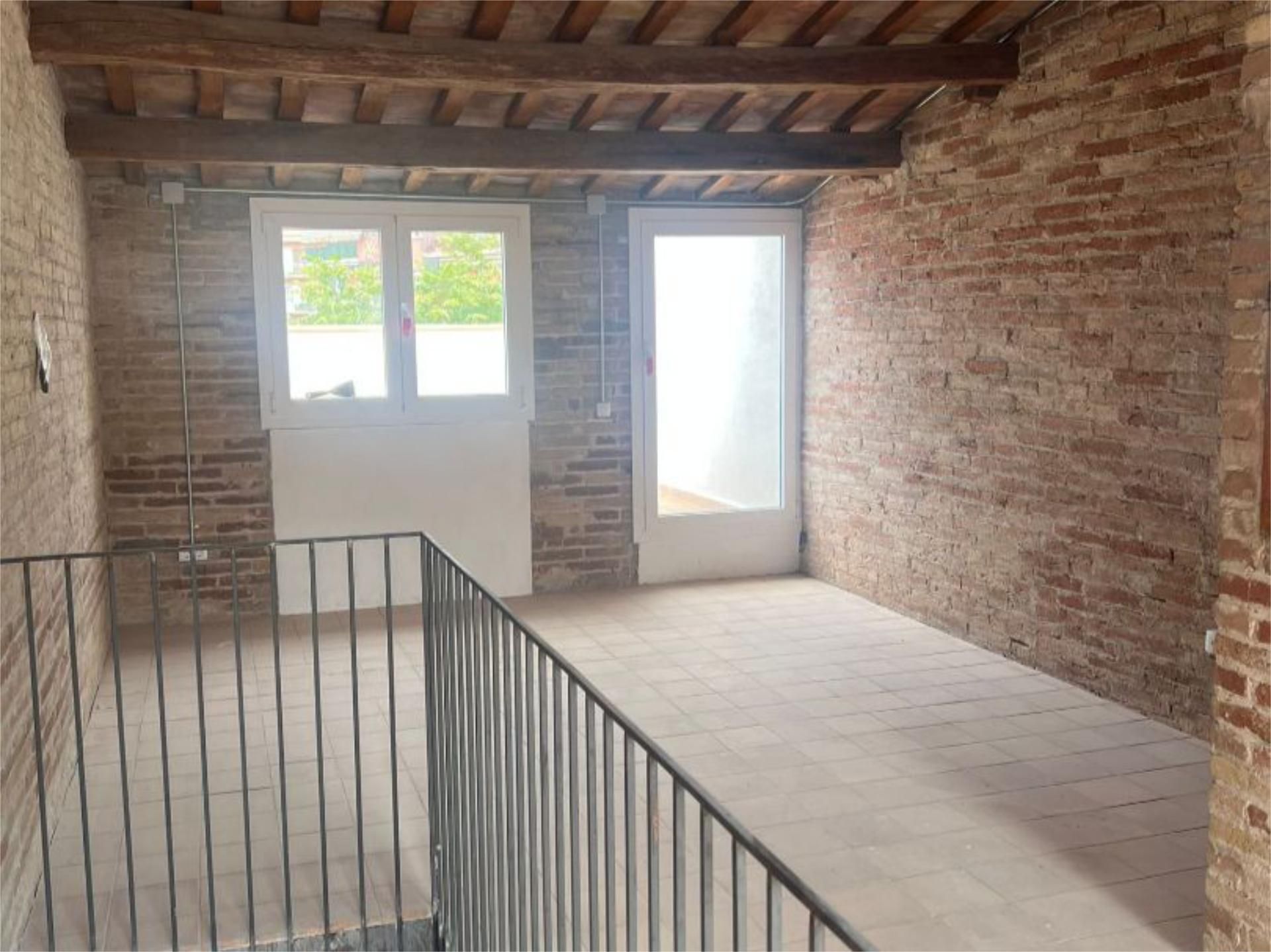 Planta baja to rent in Sant Feliu de Llobregat  with Air Conditioner, Heating and Terrace