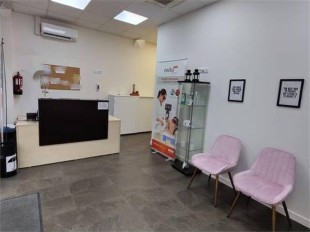 Local comercial en Venta en Calle del Océano Atlántico, 3 en El Puerto